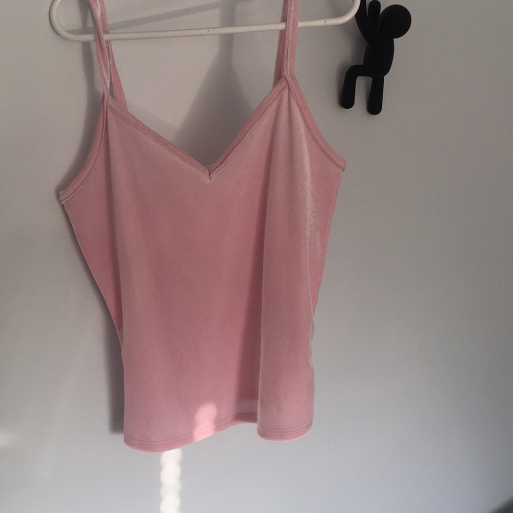 Pink tank top ✌️ 2 for $25 ✌️